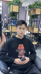 -藤野造型烫染·漂发