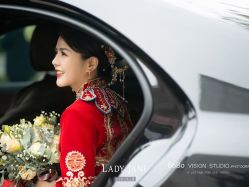 -Lady  Jane高端婚纱礼服馆
