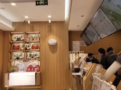 -霸王茶姬(大学城熙街店)