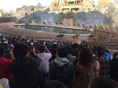 -七彩云南欢乐世界