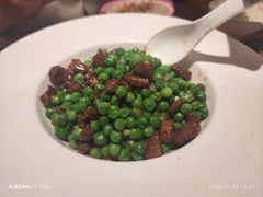 -苹果树下艺术餐厅(宋庄店)