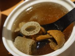 竹笙松茸鸡汤-苏堂阳春面•九年庆(北京路天河城店)