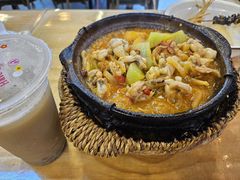 -丽丽三鲜螺蛳粉(田林路店)