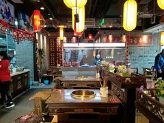 大堂-小龙坎老火锅(北京三里屯店)