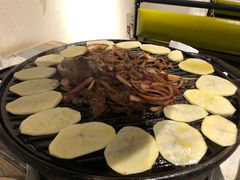-燚店·铁板鱼蛙·烤肉·烤串(北新桥店)