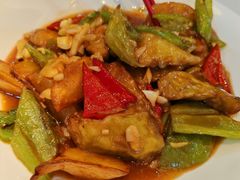 -红东阁东北菜烤肉酒馆(CROSS万象汇店)