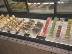 -黑草莓(重庆路店)