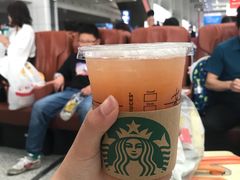 -星巴克(重庆火车北站北广场II店)