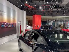 -TESLA 特斯拉(北京颐堤港体验店)