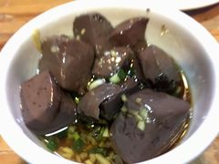 嫩滑靓猪红-华哥新鲜猪精品美食