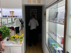 -翰佐蔡司小乐圆·依视路星趣控·暴龙眼镜折扣店
