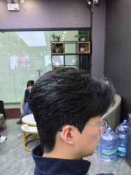 -藤野造型烫染·漂发