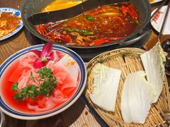 -巴卤社老火锅(财富店)