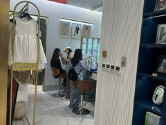 -海马体照相馆(环贸iapm大师爱情店)