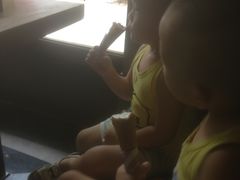 -万利隆·活力烘焙(人民路店)