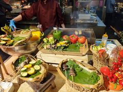-大中华希尔顿酒店-念自助餐·嗨啤·小龙虾