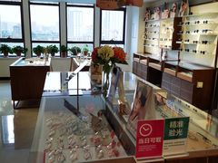 -视野联行眼镜(西站中天健广场店)