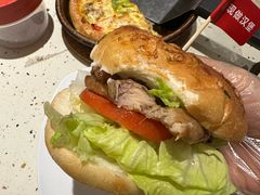 -必胜客(WOW中心城店)