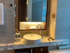 -上海龙之梦万丽酒店