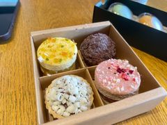 -星巴克(洛阳中州路王府井店)