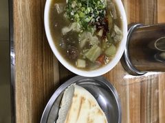 -老字号贾家肉丸糊辣汤(光明巷店)