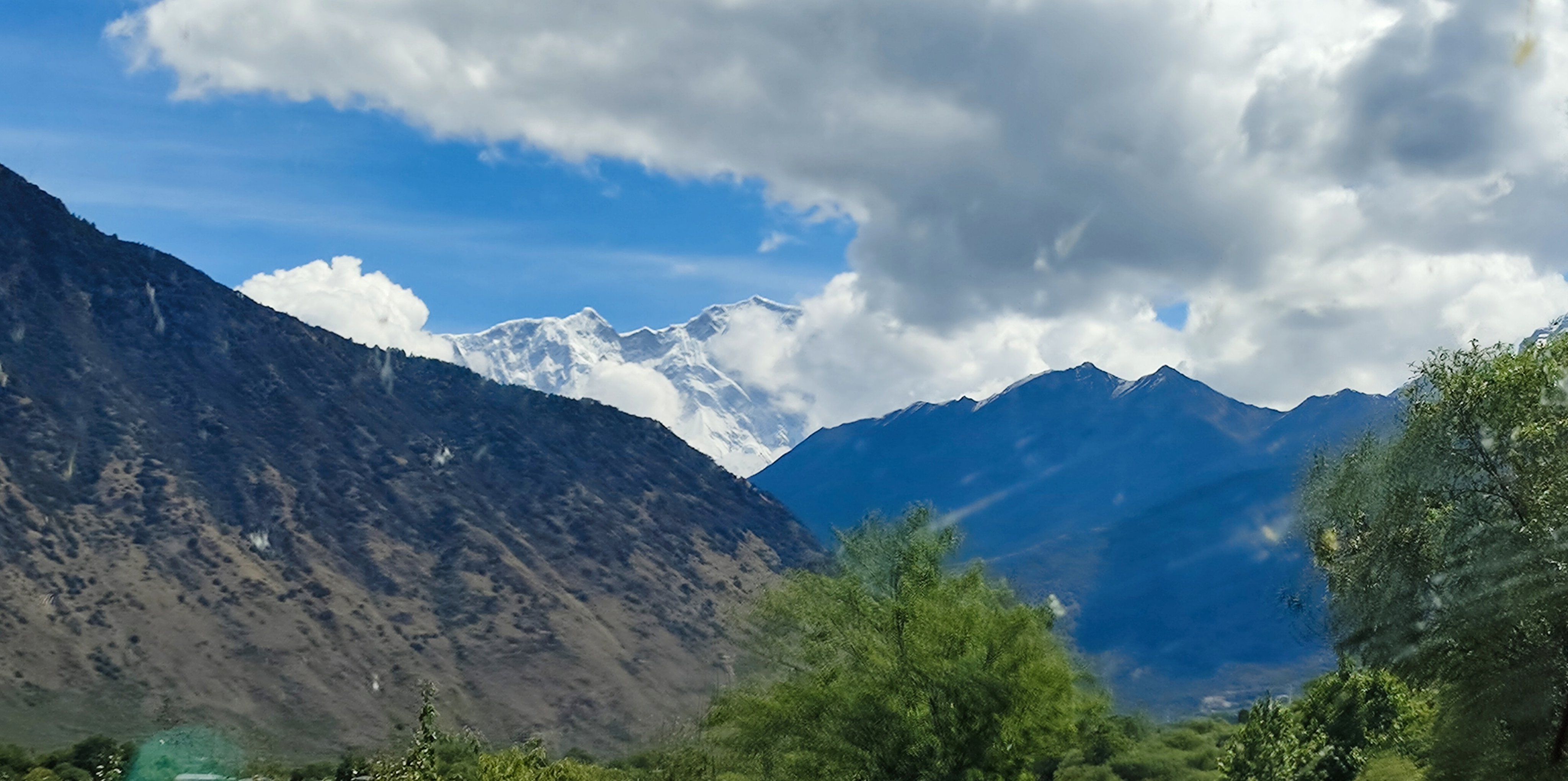 全球最美的雪山之一 -- 南迦巴瓦