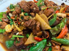 -鲁南仔·滕州炒鸡(经三路店)
