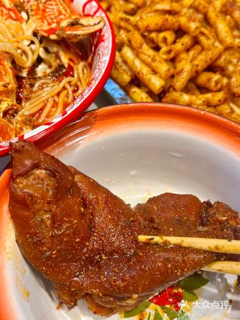 在南昌没有人能逃出成为“足控”的命运……