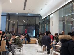 等位区-喜茶(永旺梦乐城店)