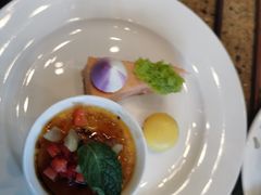 -松山湖凯悦酒店·Café自助餐厅·周末火舞秀表演