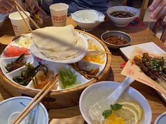 -怪噜范·老贵阳街头名小吃(鸿通城店)