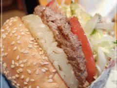 -The Habit Burger Grill 哈比特汉堡(复兴soho店)