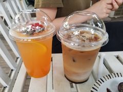 -灯塔咖啡馆BOOK·Coffee Shop