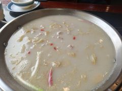 -老来福·非遗酸汤兔(凯旋路店)