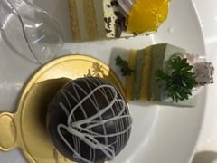 -享遇.锅姥姥牛排海鲜自助(小寨店)