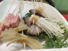 -签多多串串香火锅