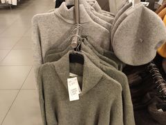 -H&M(鹏欣水游城店)