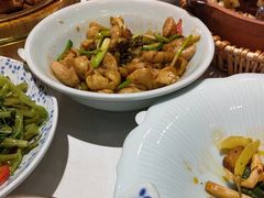 -围龙屋客家食府(福田店)