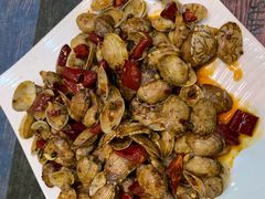 -扒虾小妹儿麻辣海鲜(宏图街店)