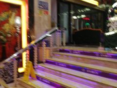 -蓝尊量贩(黄河路店)