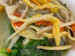 -姚记抚仙湖石锅鱼庄