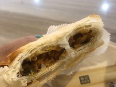 -荀记肉夹馍(三八家乐福店)