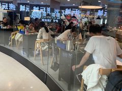 -Zsmart智尚酒店(上海北外滩四川北路东宝兴路地铁站店)