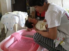 -爱月宝月嫂·育儿嫂(哈尔滨总店)