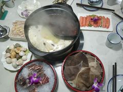 -港迹·鲜围煮海鲜火锅(湖州时代广场店)
