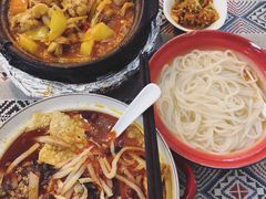 -丽丽三鲜螺蛳粉(田林路店)