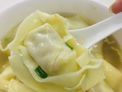 -绿杨馄饨临顿路店