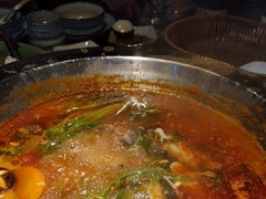 -野山舂·贵州现舂酸汤牛肉(东山店)