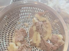 -牛里牛气· 榴莲海鲜鲜牛肉自助火锅·烤肉(横岗店)
