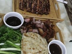 -一口猪海鲜浑锅·东北家常菜